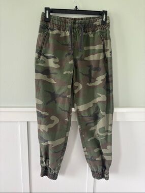TNA Olive & Khaki Camo Drawstring Joggers